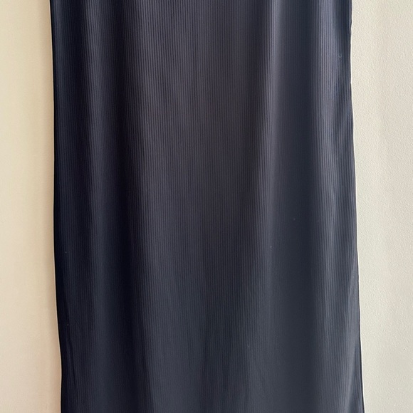 Sfera Collection Black and White Ribbed Twist Front Maxi Dress, European XL - Picture 14 of 15